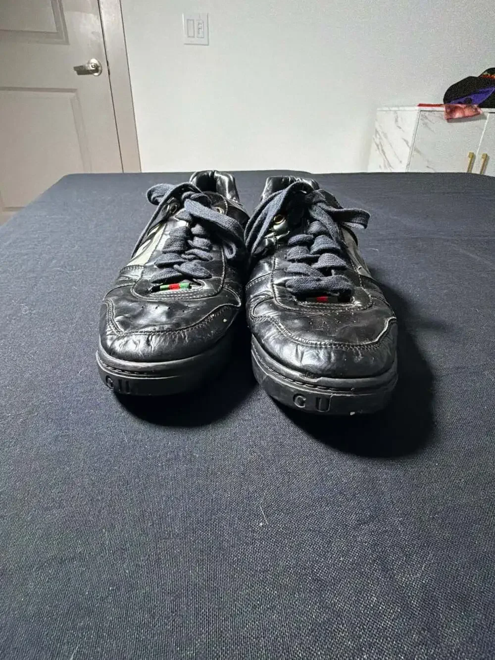 Gucci Black Patent Leather Interlocking G Logo Low Top Sneakers